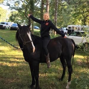 Meet your Posher, Caitlyn